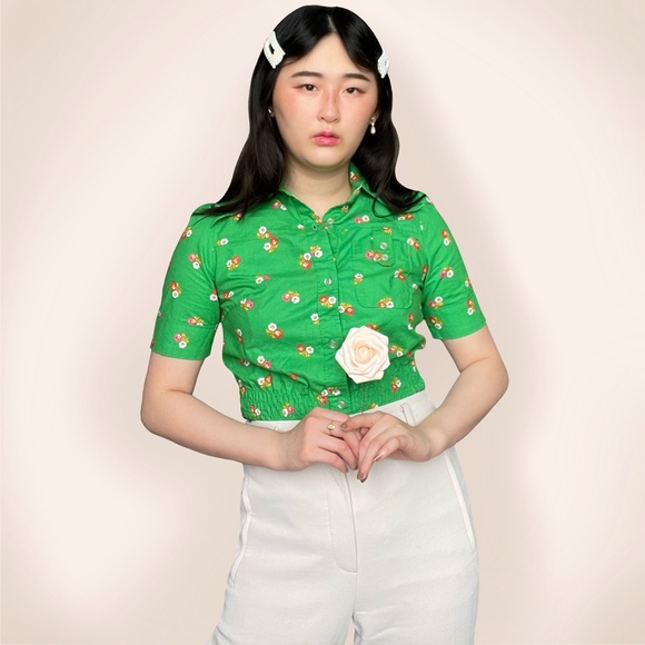 vtg kelly green floral short sleeve collared top - Picture 3 of 4